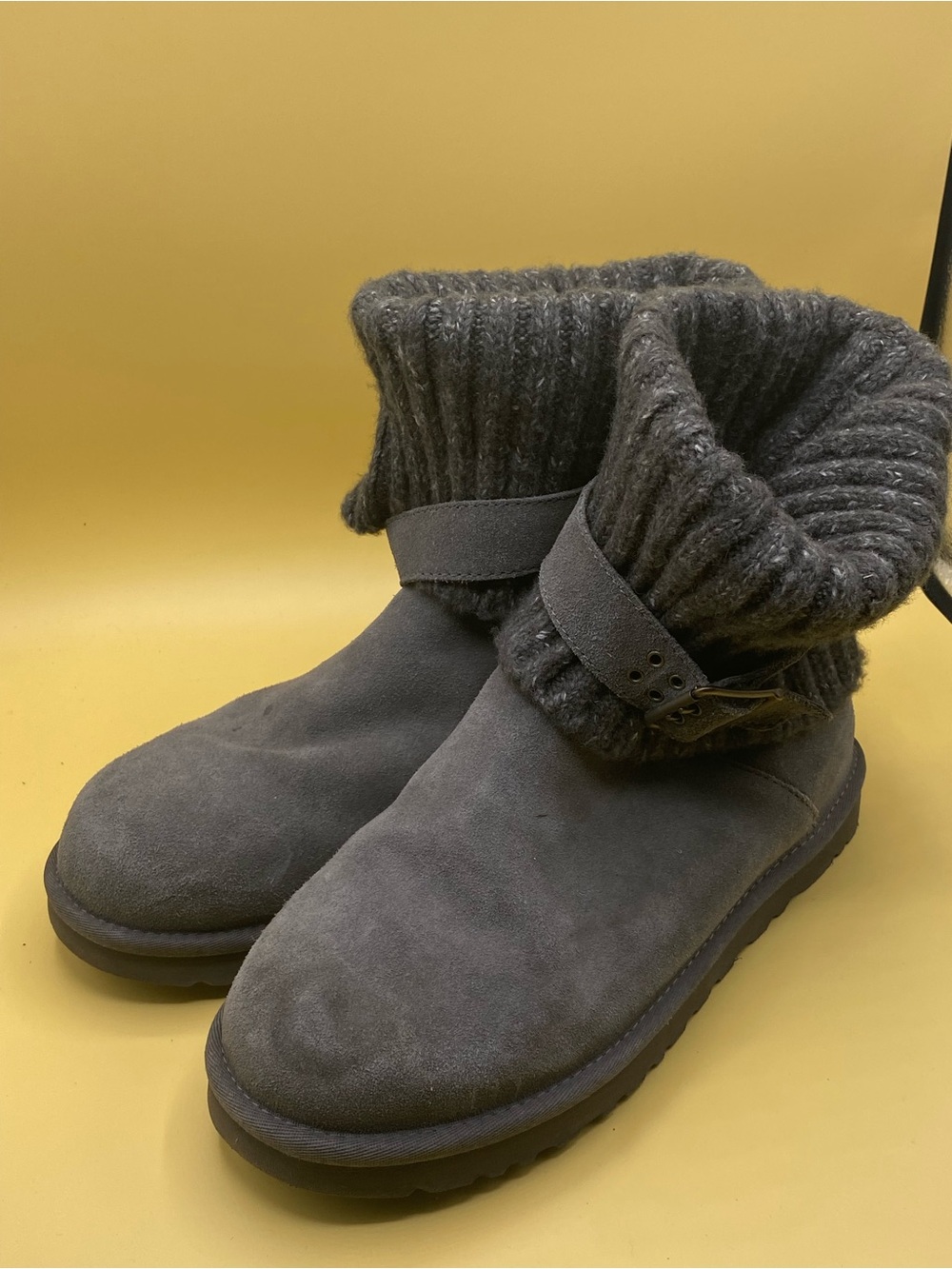 UGG Cambridge boots in gray - Picture 4 of 4